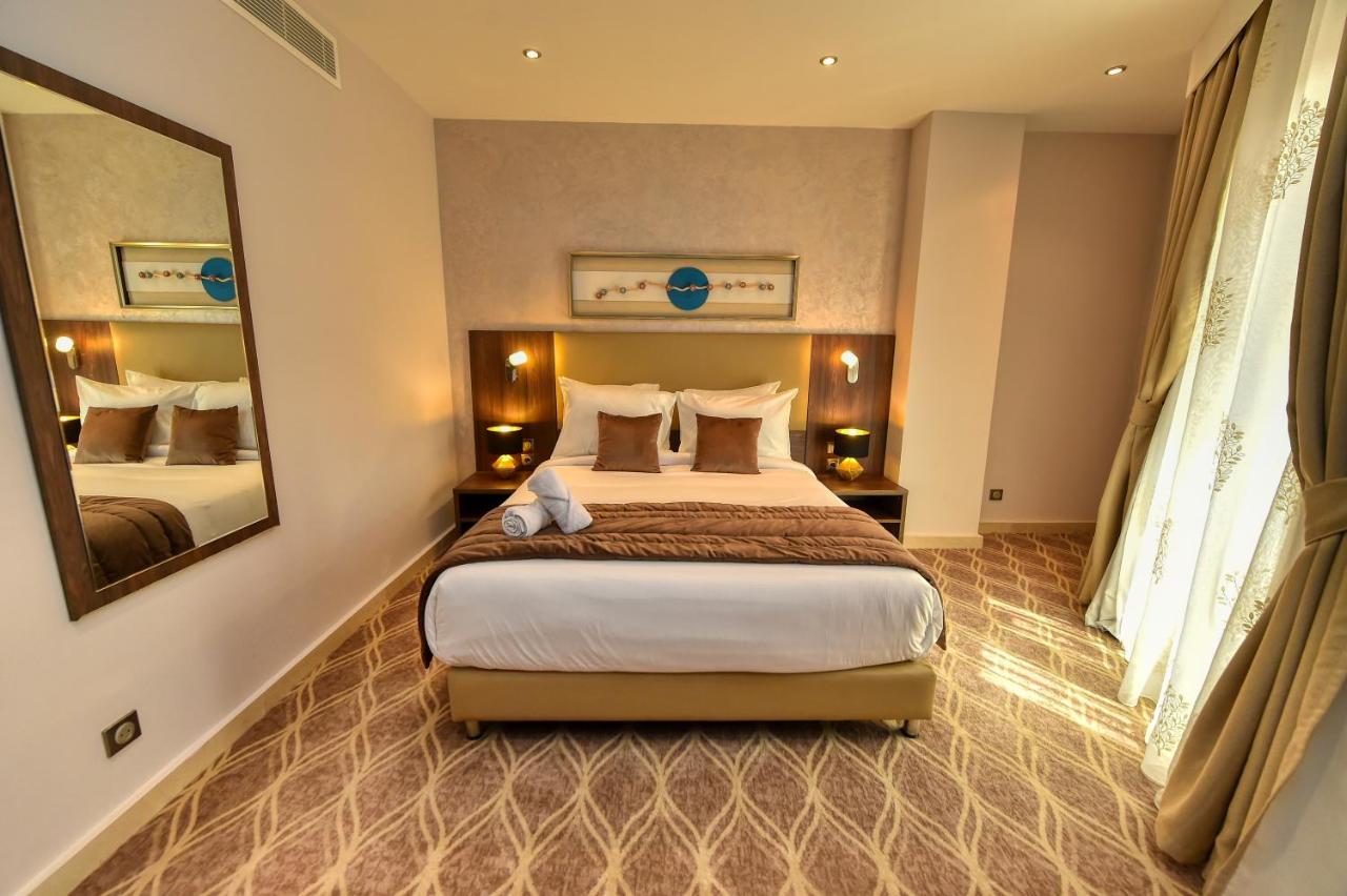 Mf Hotel Oran Bir El Djir Exterior photo